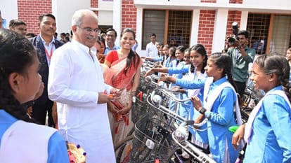 cm bhupesh on tribal reservation, review meeting in rajnandgaon