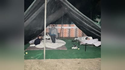 himachal election 2022, Tents set up outside the strong room for representatives of political parties