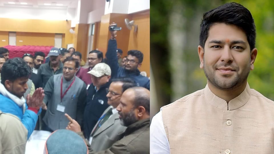 Student Union Election Voting for Student Union in Birla Campus Garhwal University Uttarakhand news in hindi