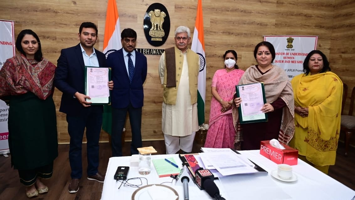 JKRLM signs MoU with Meesho for empowerment of 1800 SHG members in jammu kashmir
