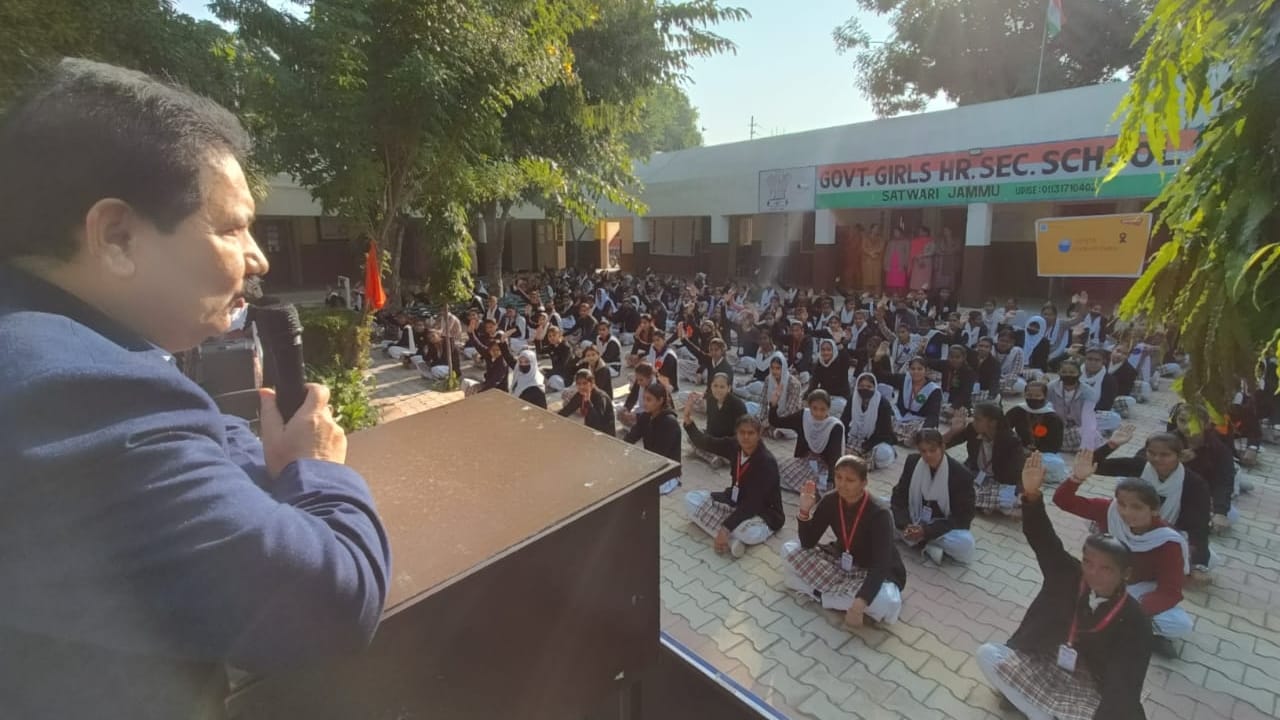 Amar Ujala jammu kashmir organize awareness program on Epilepsy Day at satwari school