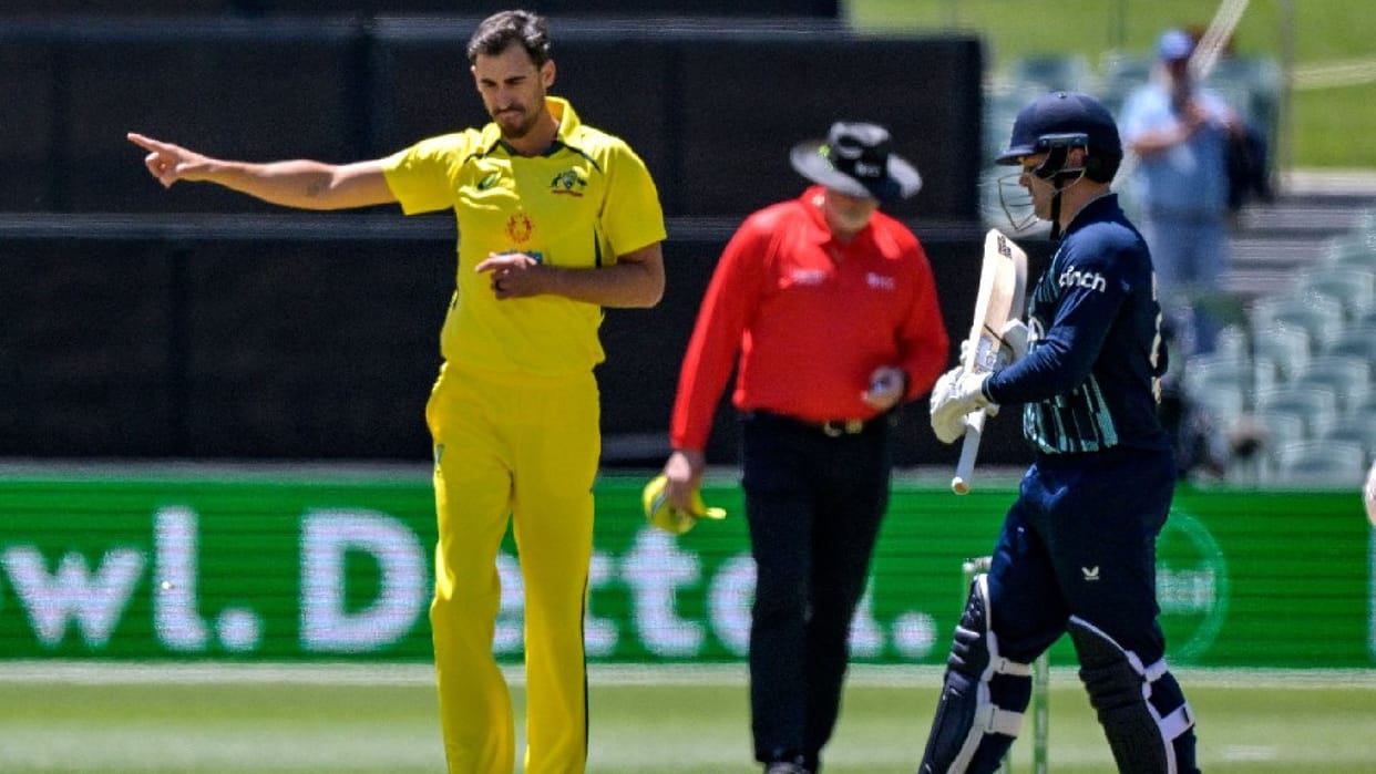 AUS vs ENG 1st ODI 2022 Jason Roy Clean Bowled On Inswinger Bowl of Mitchell Starc See Video