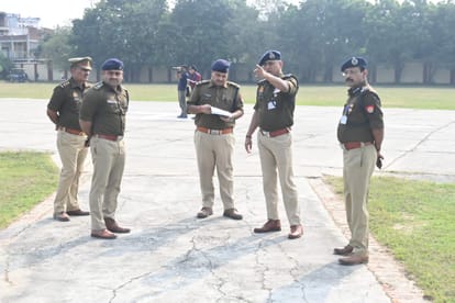 Varanasi Police Commissioner reviewed the preparations for VVIP program in BHU Kashi ready for Tamil Sangamam