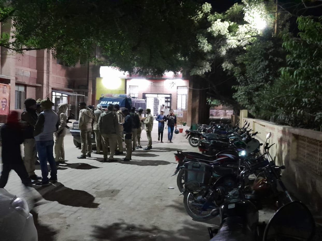 health deteriorated of killer of NIA officer and his wife admitted to sonbhadra district hospital