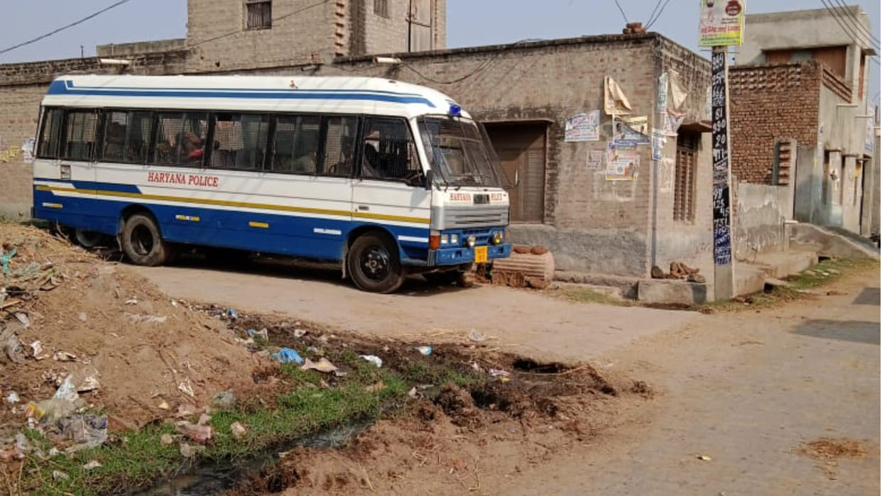 Badesara massacre: Relatives refuse to accept body of Mahendra