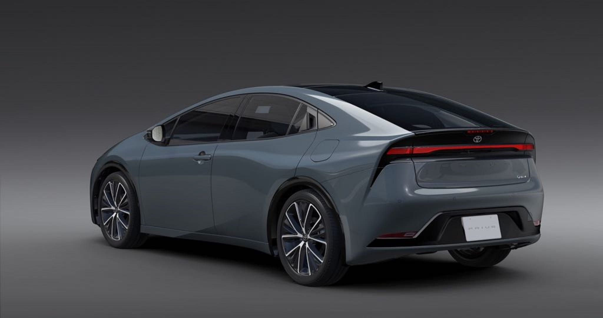 New 2023 Toyota Prius HEV and PHEV Revealed Know Specs Features News in Hindi