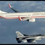 पोलैंड टीम की विमान के साथ F16 लड़ाकू विमान