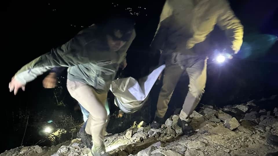 Chamoli Accident Dead bodies removed from ditch handed over to relatives Uttarakhand news in hindi