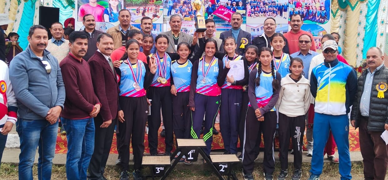 mandi news himachal news Diya and anil win javelin throw, sports meet jogindernagar