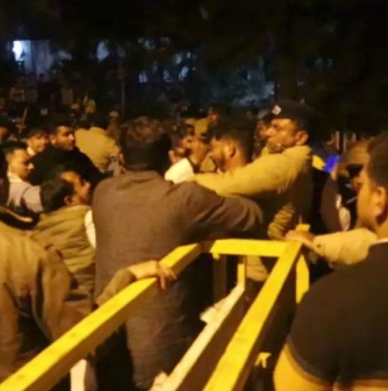 Another lawsuit against former student union secretary who attacked