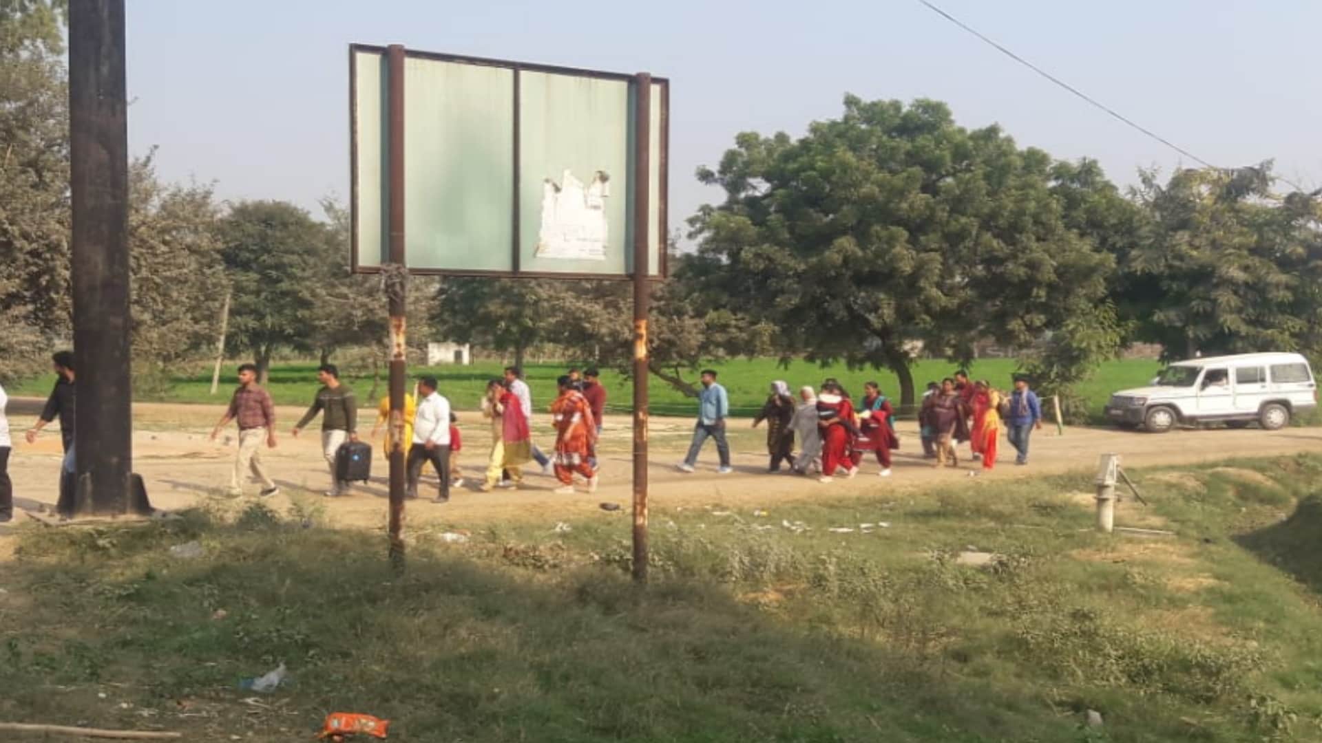 Baghpat: Violation of parole rules, crowd of followers started gathering in Ram Rahim ashram