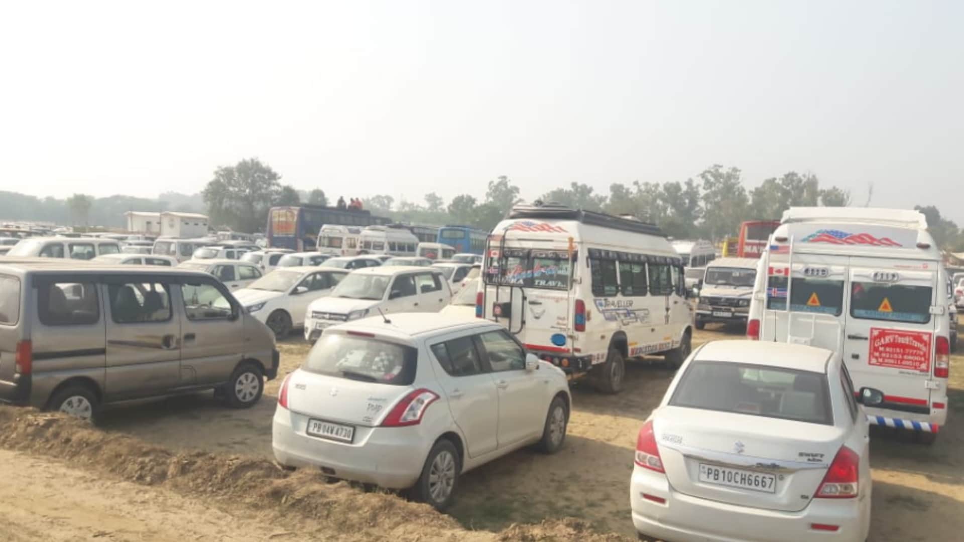 Baghpat: Violation of parole rules, huge crowd of followers gathering in Ram Rahim ashram