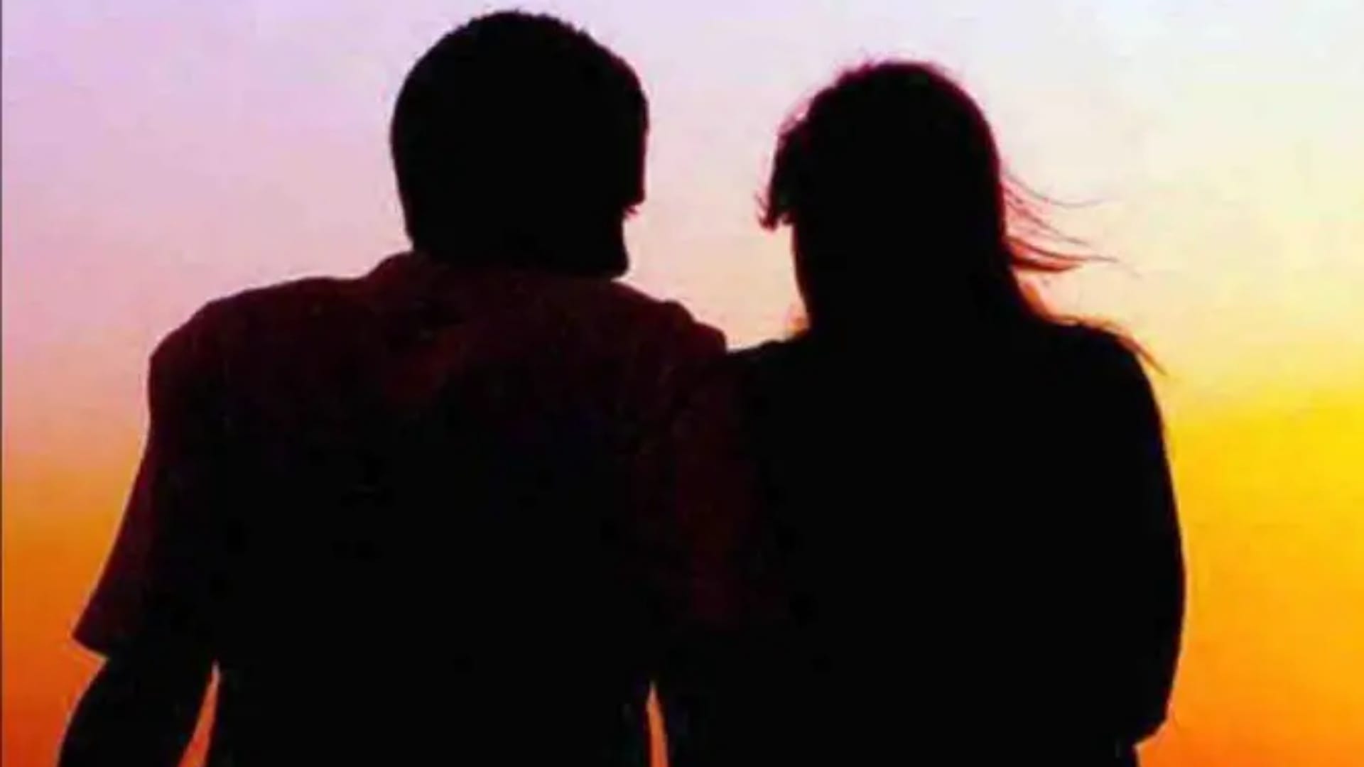 Things to consider before going into hotel with girlfriend in India