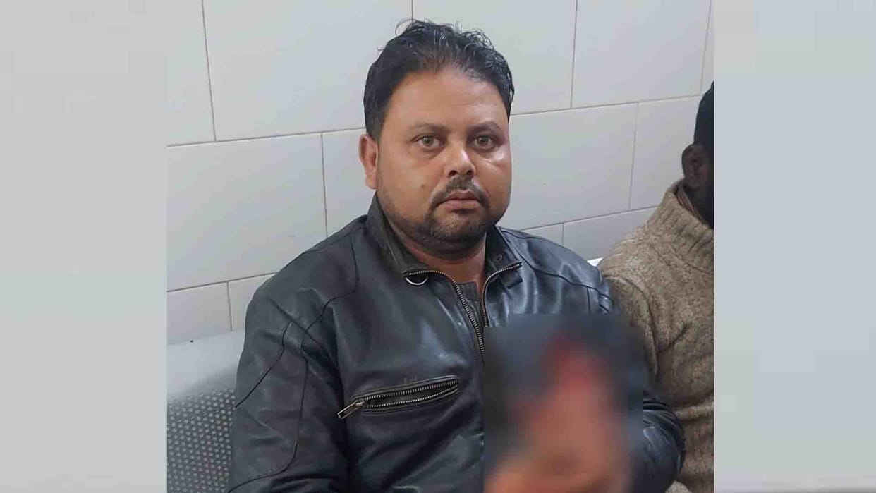 Kanpur: Man's finger chewed in protest against extortion, accused arrested