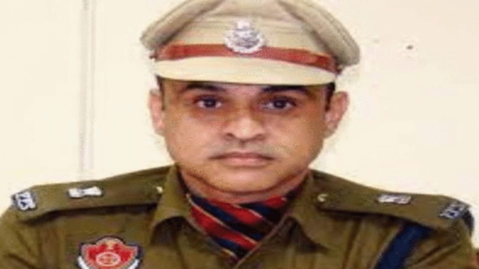Punjab Vigilance interrogated AIG Ashish Kapoor wife again
