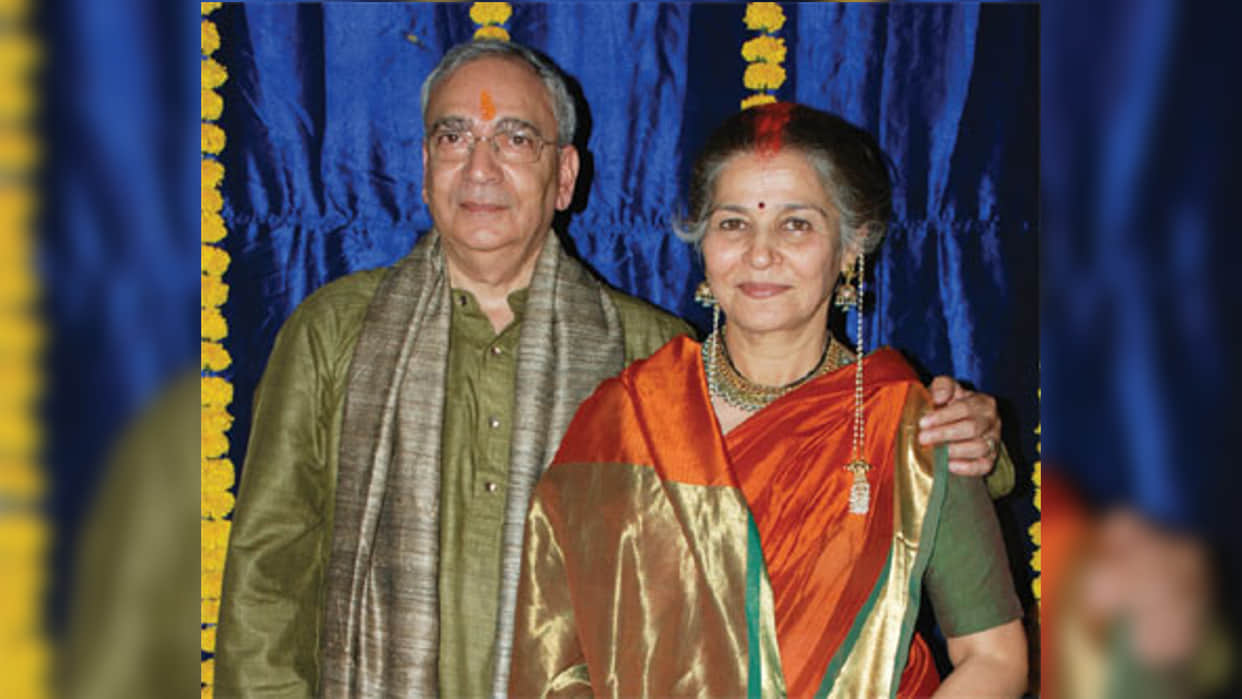 Suhasini Mulay birthday at the age of 60 actress found love of her life and get married to Atul Gurtu