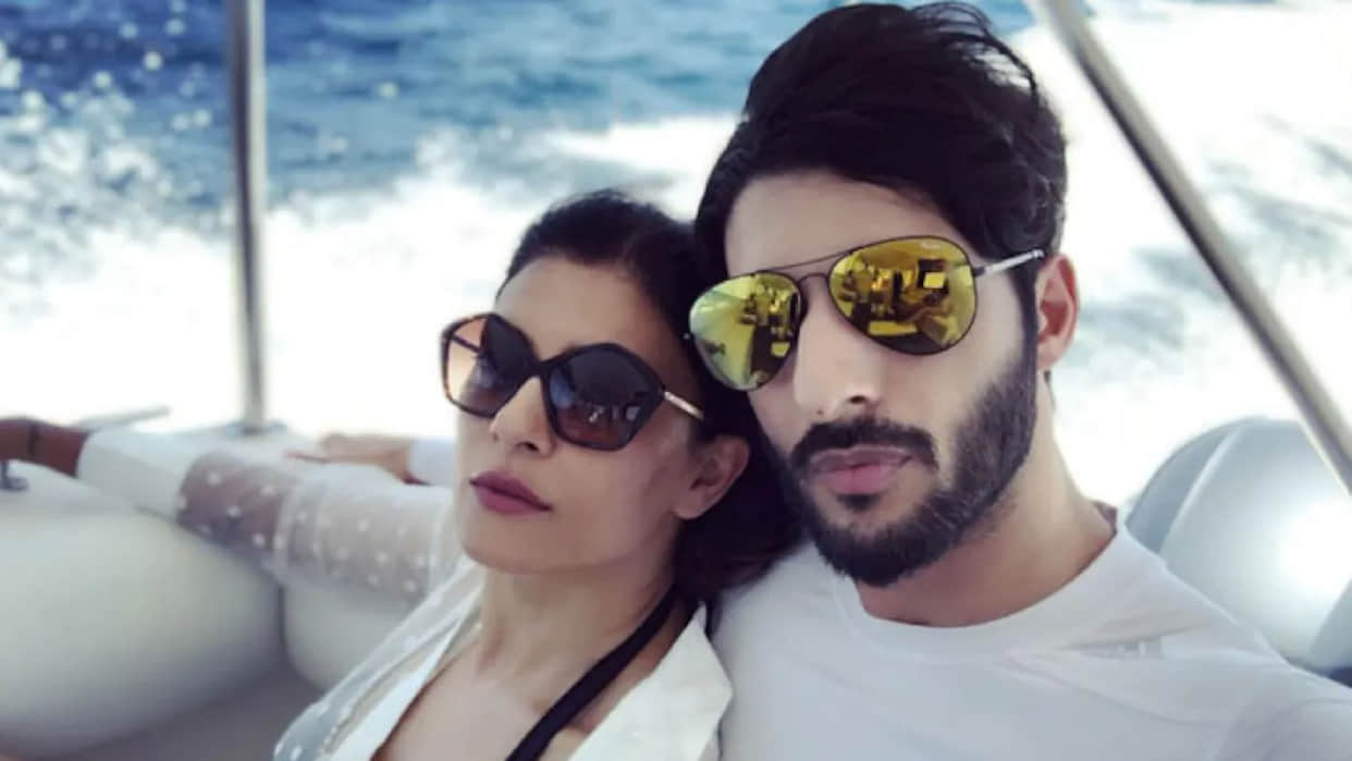 Sushmita Sen Birthday EX- Boyfriend Rohman Shawl wishes actress with her unseen photo