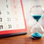 Calendar 2022: घर में कैलेंडर लगाते समय इस बात का विशेष ध्यान रखें कि कैलेंडर को कभी भी दक्षिण दिशा में या इस दीवार पर नहीं लगाना चाहिए।
