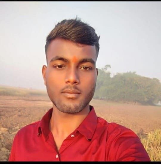 student died by hightension current