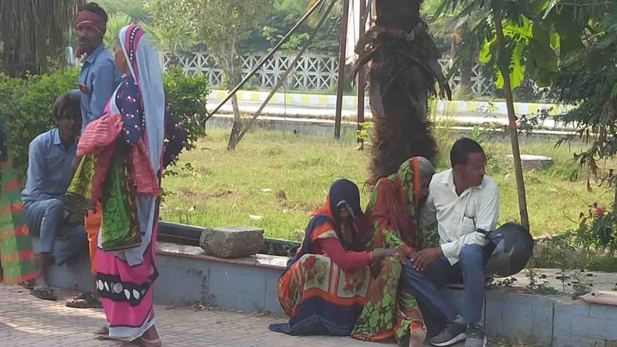 Jalaun: Boat capsizes in Betwa river, farmer died
