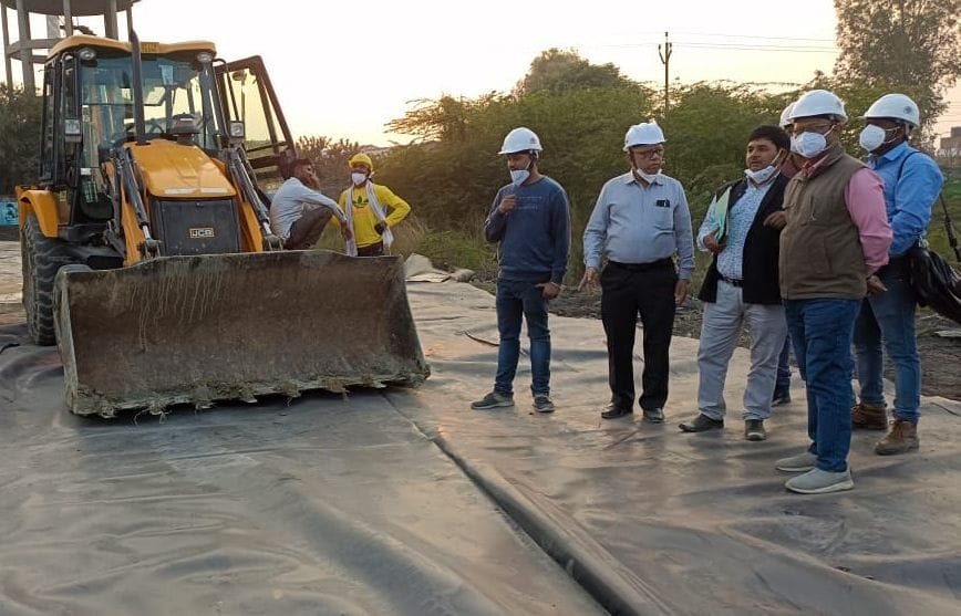 Kanpur Dehat: stopped the officers who arrived to pick up the Chromium garbage,  ADM gave instructions to fix the route chart first