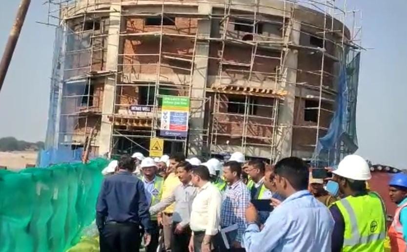 Banda: Central government objected to the construction on the land of Forest Department