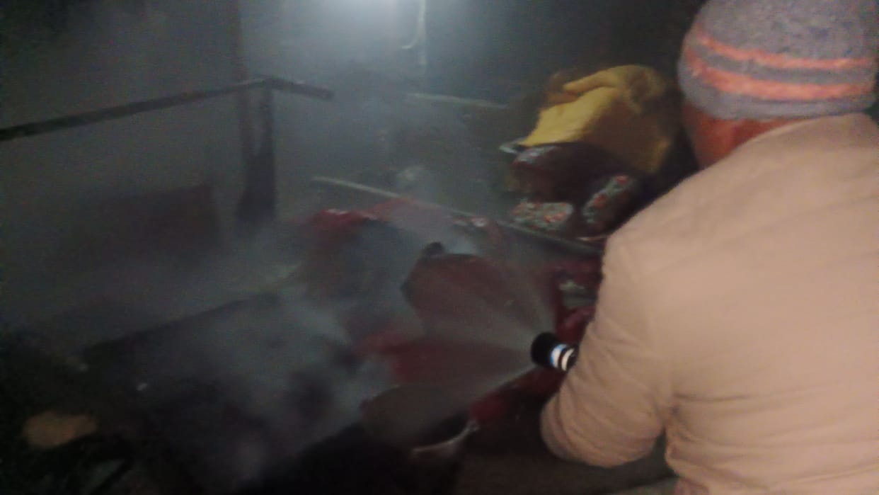 Fire broke out in the third floor of the house in Ladbhadol, loss of lakhs
