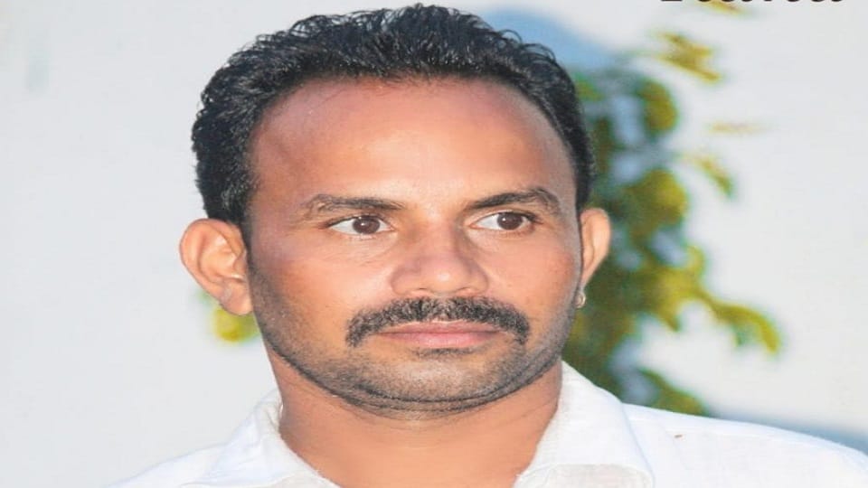 Meerut college employee committed suicide