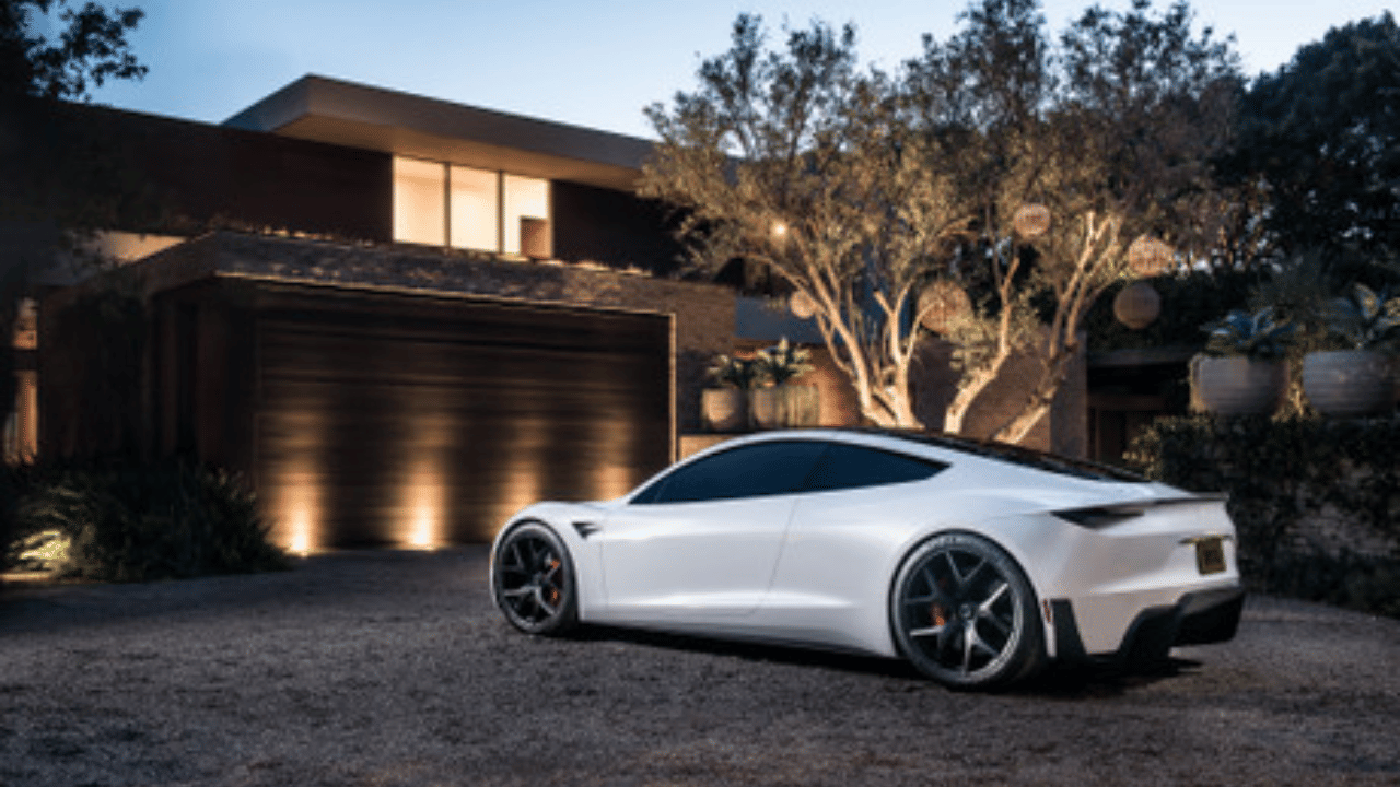 Tesla recalls more then 300,000 cars after taillight problem
