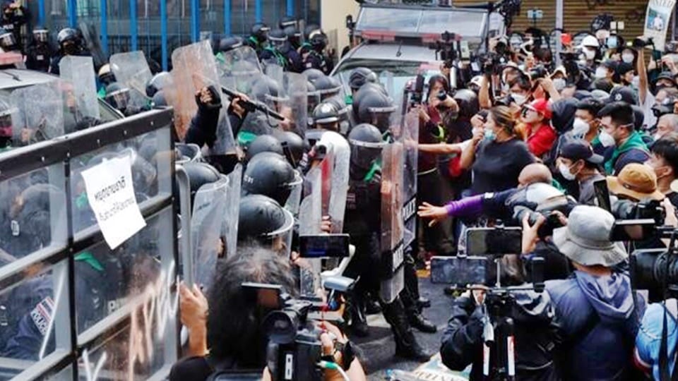 APEC Thailand 2022: Protesters opposing APEC conference clash with police