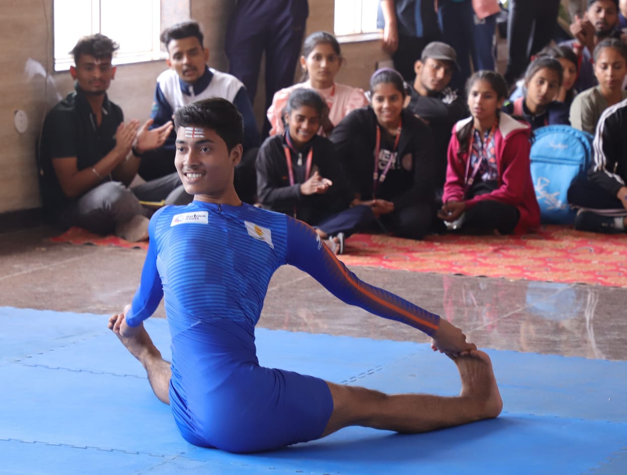 Devi and Bhateri first in Rhythmic Yoga in State Level Yogasana Competition