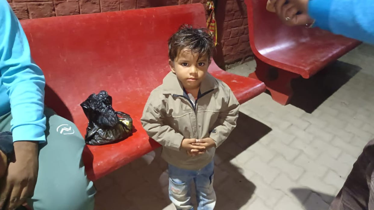 Drunken father throws three-year-old child in front of bus in Narnaul