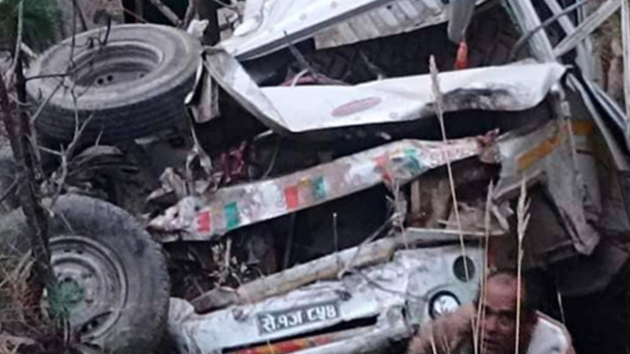 Three died and 9 injured in an accident in bahraich.