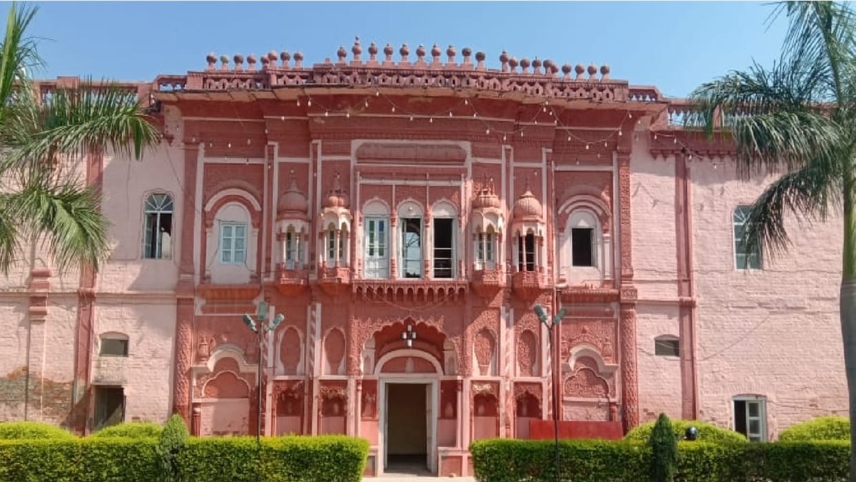 BIJNOR ld palace to become heritage hotels soon, administration is contacting companies like Taj Group