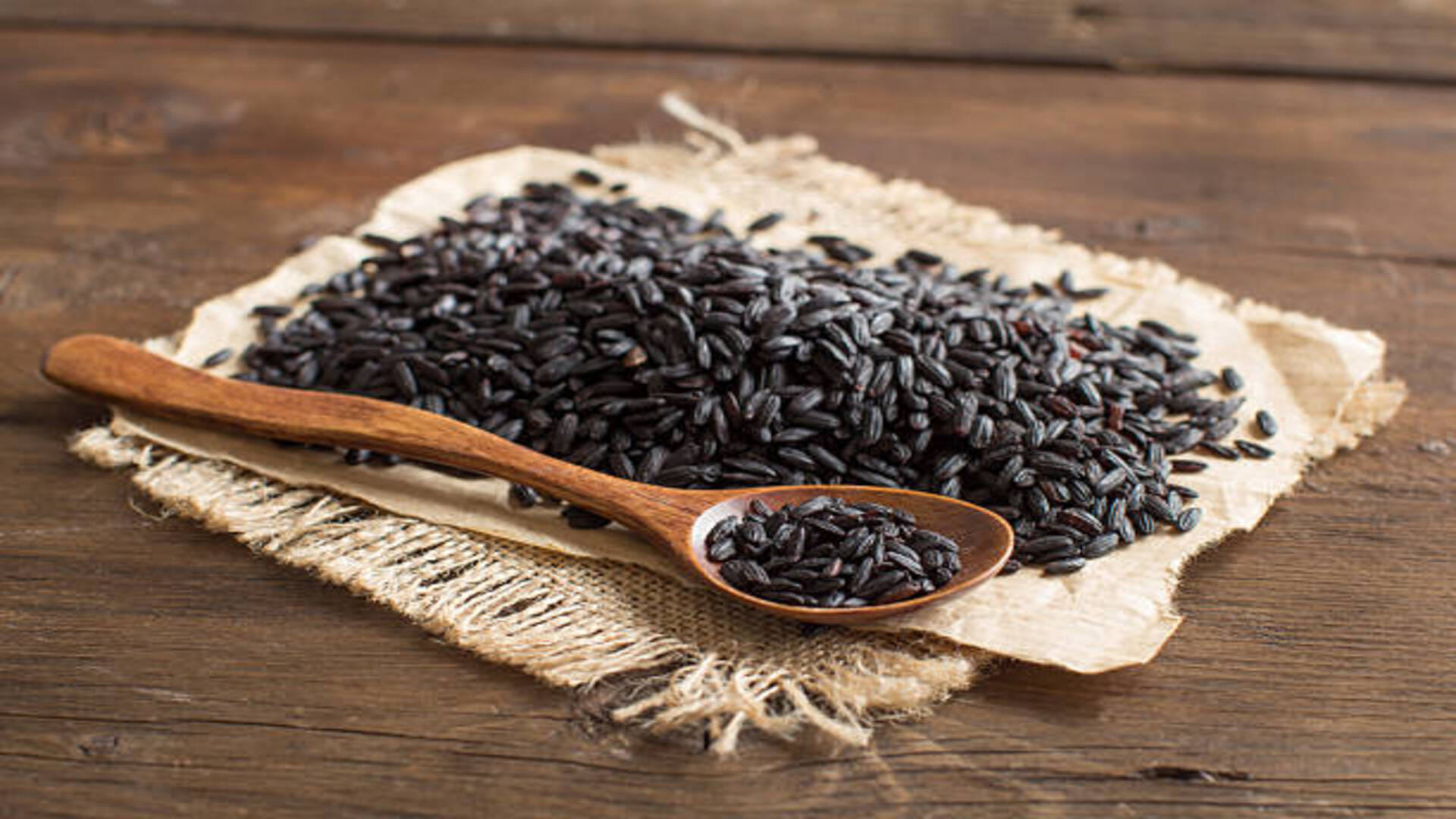 Black Rice Remedies kale chawal ke Powerful totke Upay in Hindi