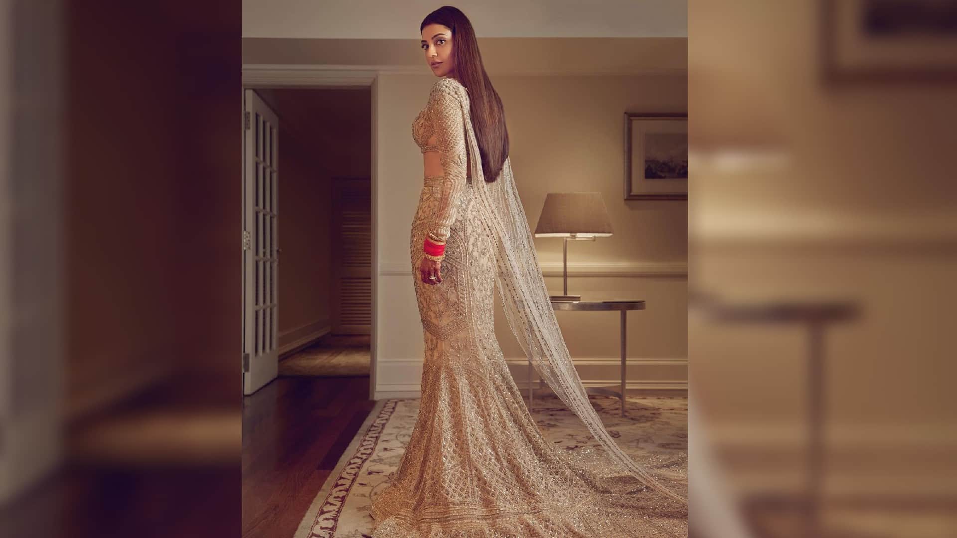Fashion Tips: Wedding Reception Looks Inspired by Actress See Golden Outfits Images