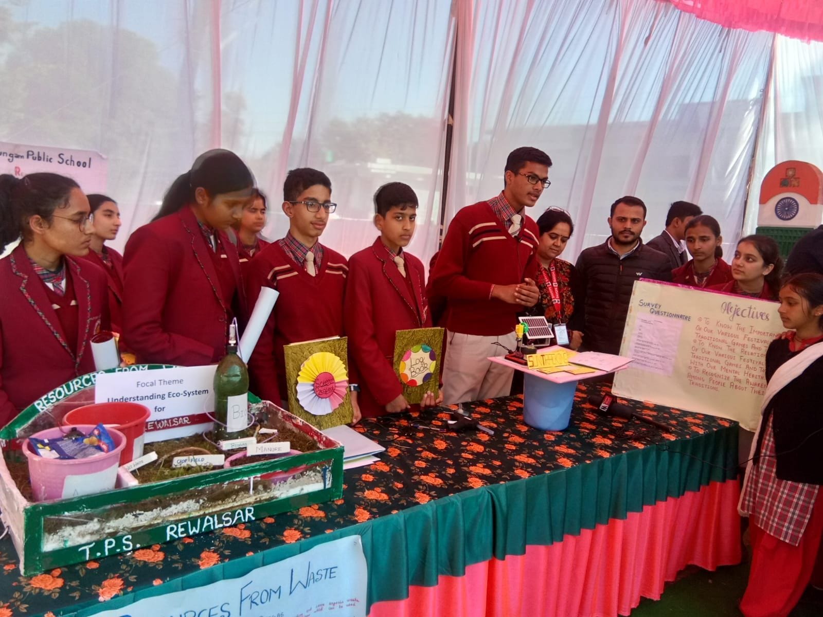 District level children's science fair started in Chauntada