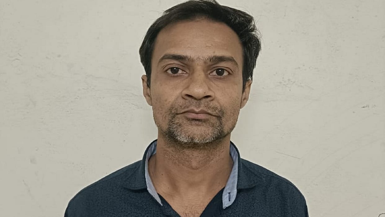 two arrested including ca for cheating raipur businessman of one crore