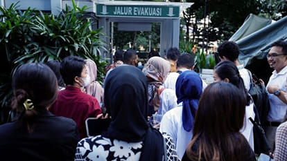 Indonesia earthquake Over 20 dead 300 injured Latest News Update