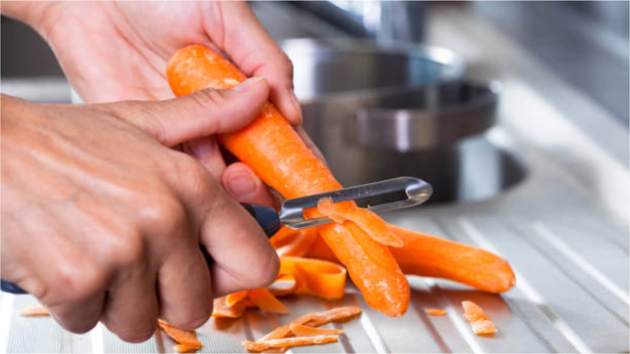 Kids Special Snacks: How to Make Honey Chilli Carrot and Fried Carrot Know Recipes in Hindi
