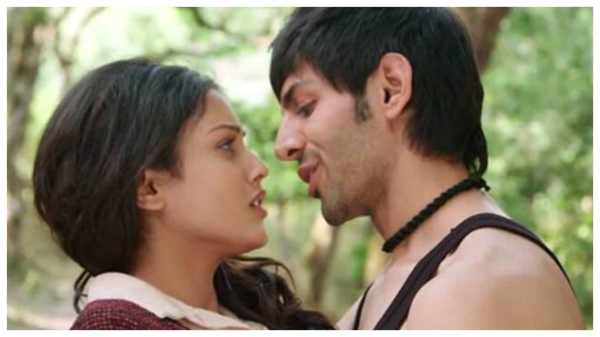 Kartik Aaryan Birthday: When Bhool Bhulaiyaa 2 Actor Given 37 Retakes for a kissing scene with actress Mishti