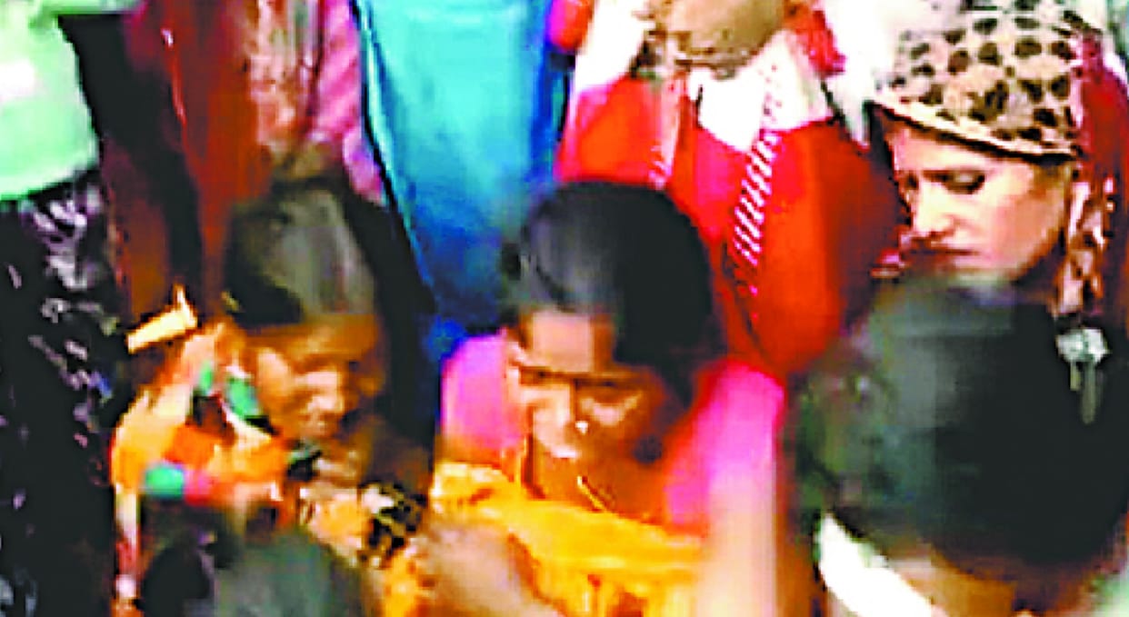 Bahraich News: Leopard took away the girl breaking Parwal in the field, killed her