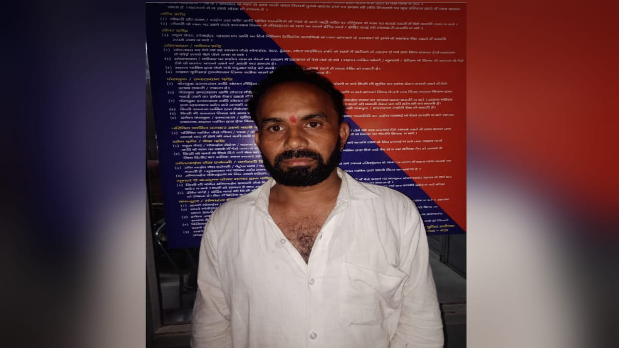 Angry property dealer hanged himself after being detained in a robbery family created a ruckus