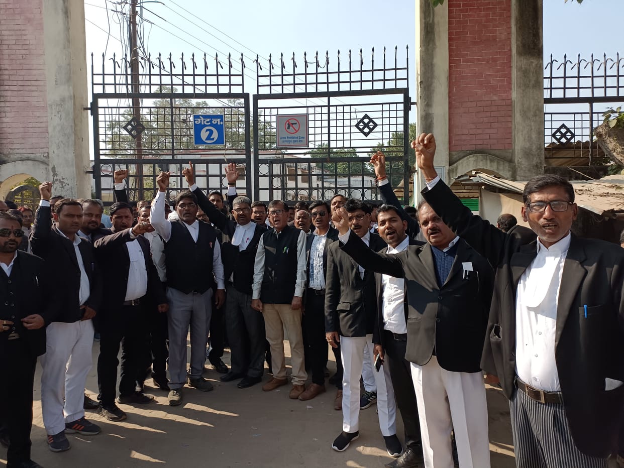 Protesting advocates sent memorandum to the President