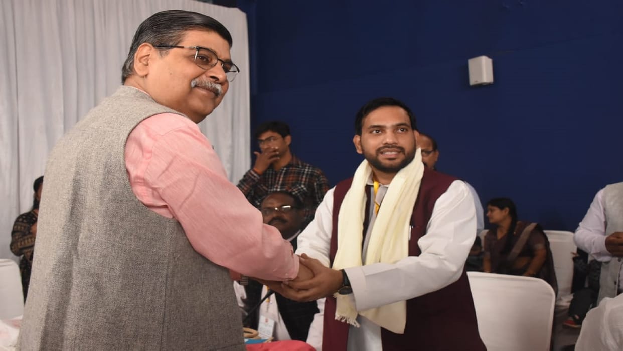Northeast Railway honored Amit Chaudhary