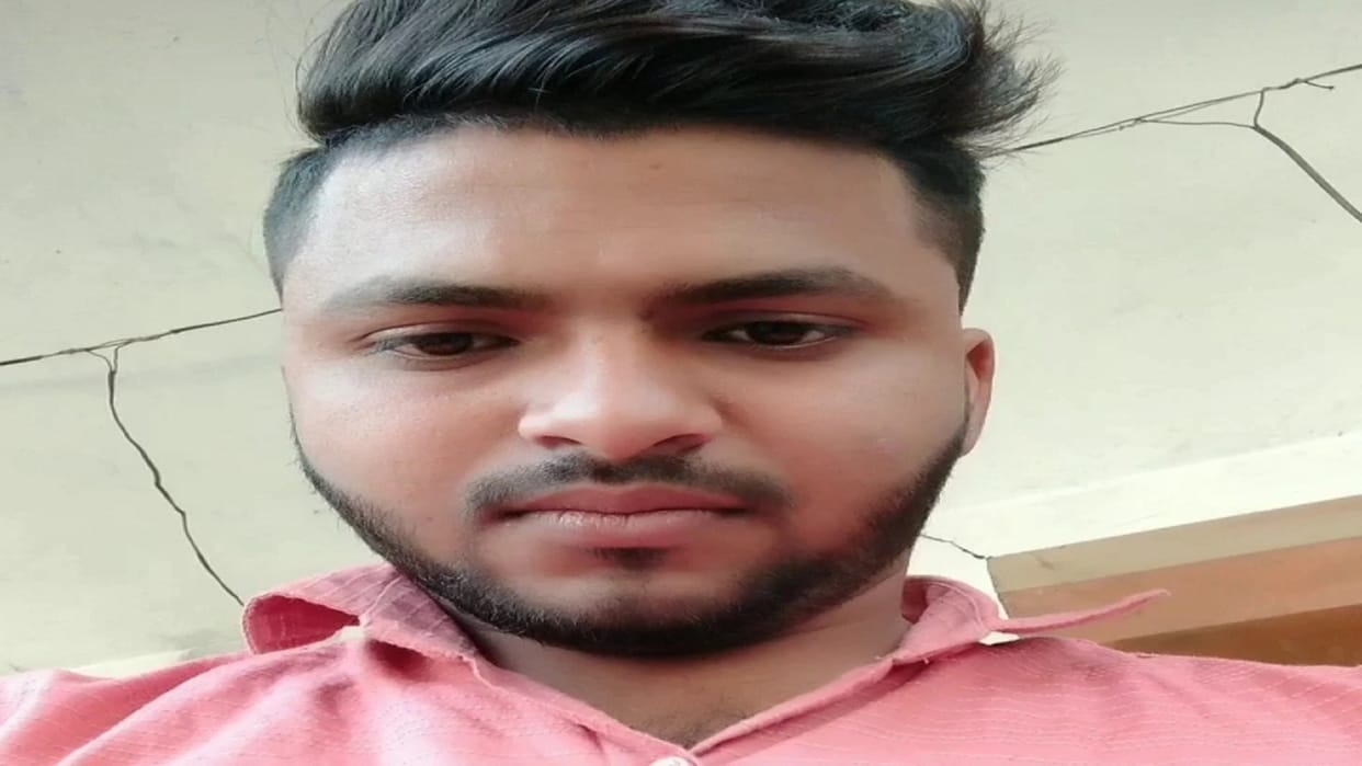 young man died after being hit by a truck in Naini, vehicles kept trampling the dead body lying on the road fo