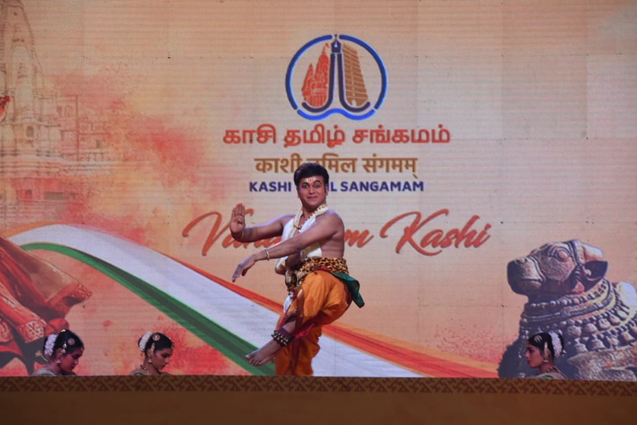 Kashi Tamil Sangamam team of handicraftsmen will reach Banaras tonight