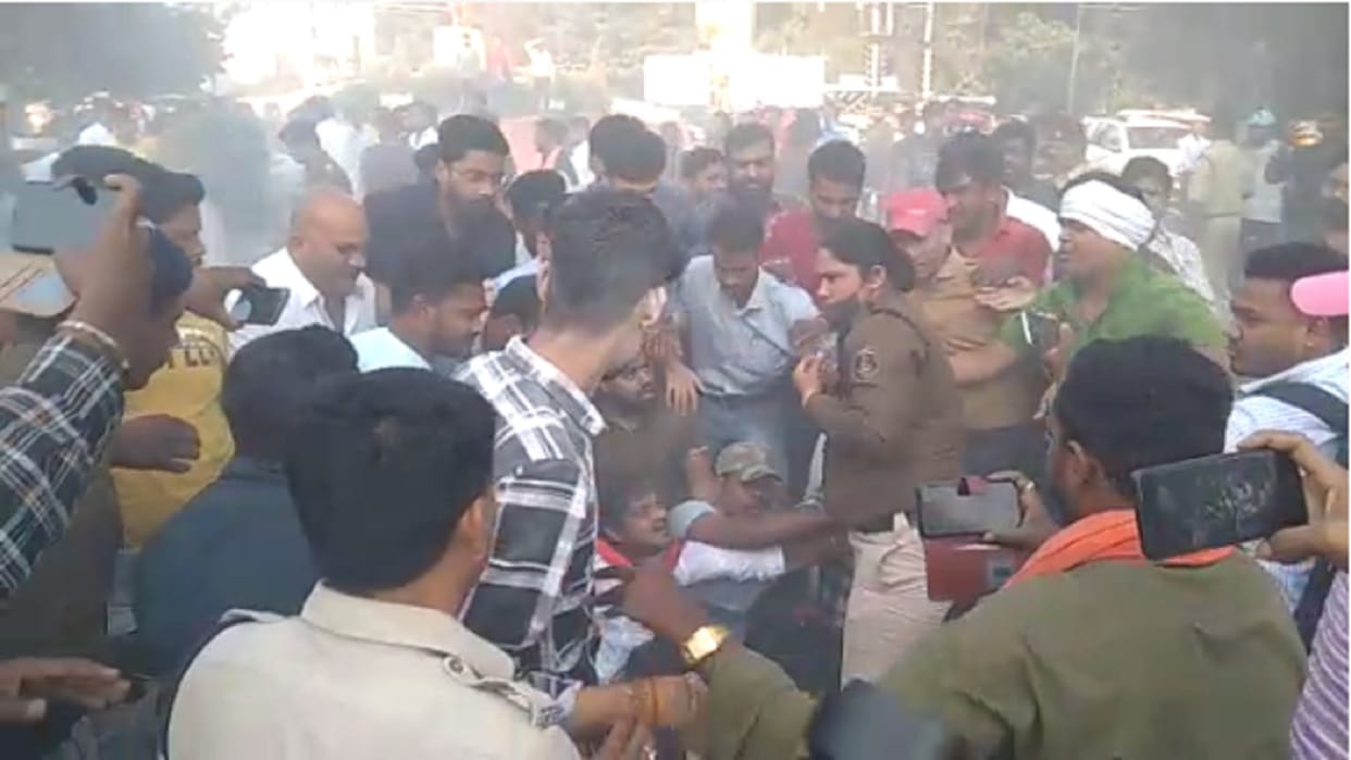 chhattisgarh bjp protest in bilaspur against congress's allegation on his candidate