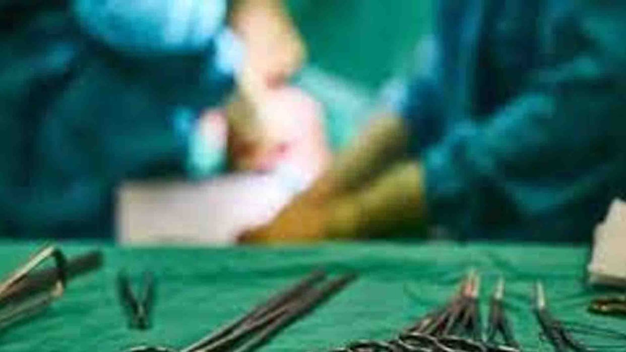 Kanpur: Six lost sight after cataract operation, hospital's license suspended
