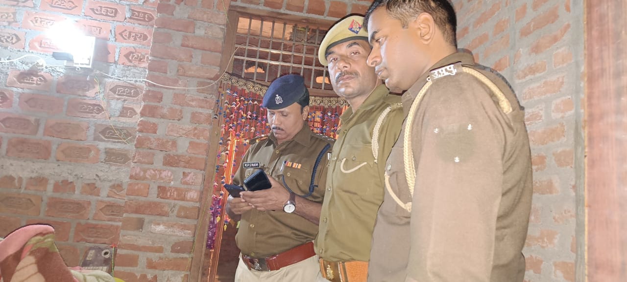 Brother in law brutally murdered sister in law with a knife in Auraiya
